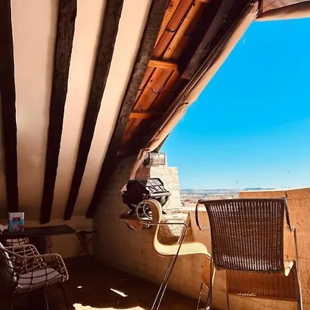 Luxe Loft 3br With Beautiful View By Irundo