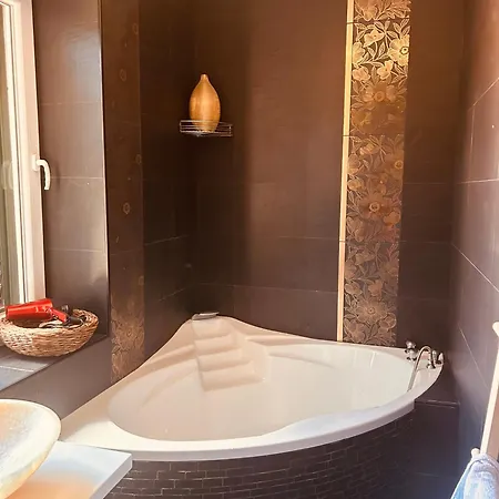 Apartment Luxe Loft 3br With Beautiful View By Irundo *