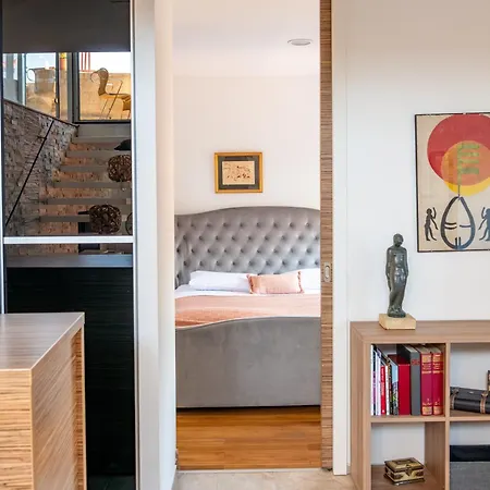 Apartment Luxe Loft 3br With Beautiful View By Irundo