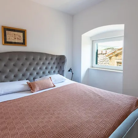 Luxe Loft 3br With Beautiful View By Irundo Apartment Sibenik